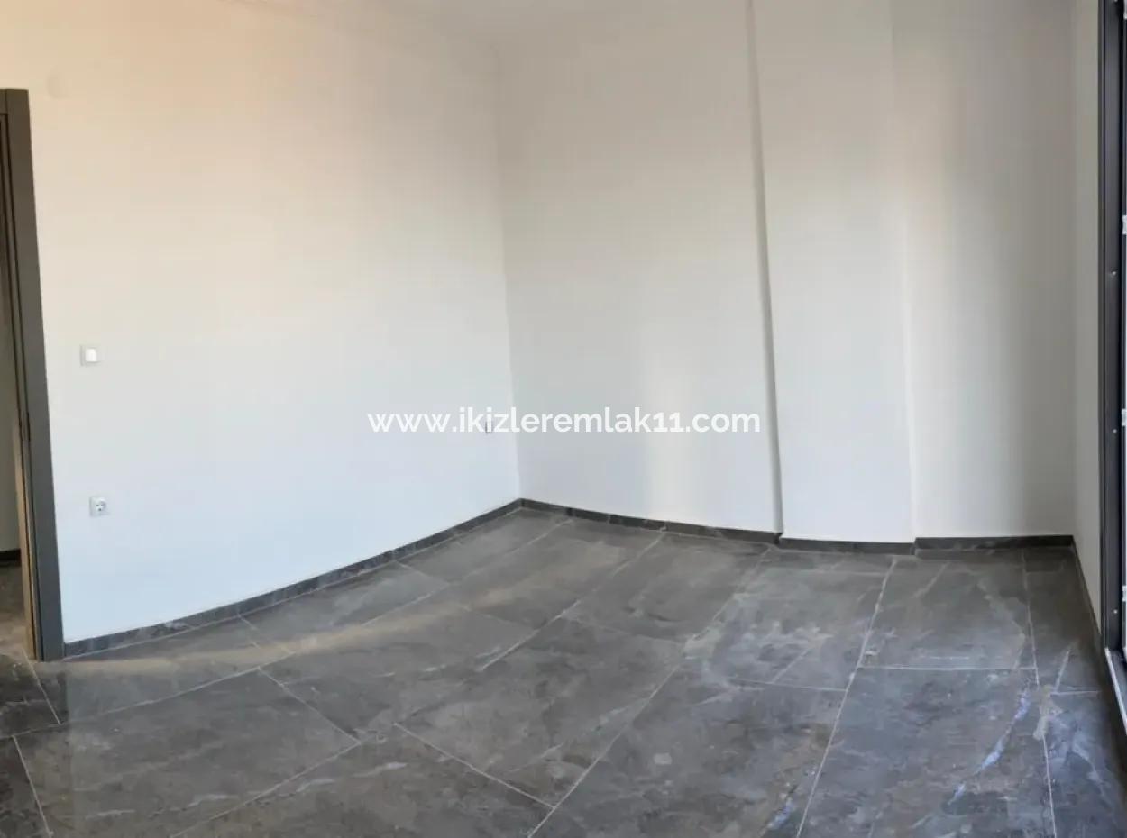 Komplett Freistehende Luxus 3 1 Villa Zum Verkauf In Seferisar Doganbey