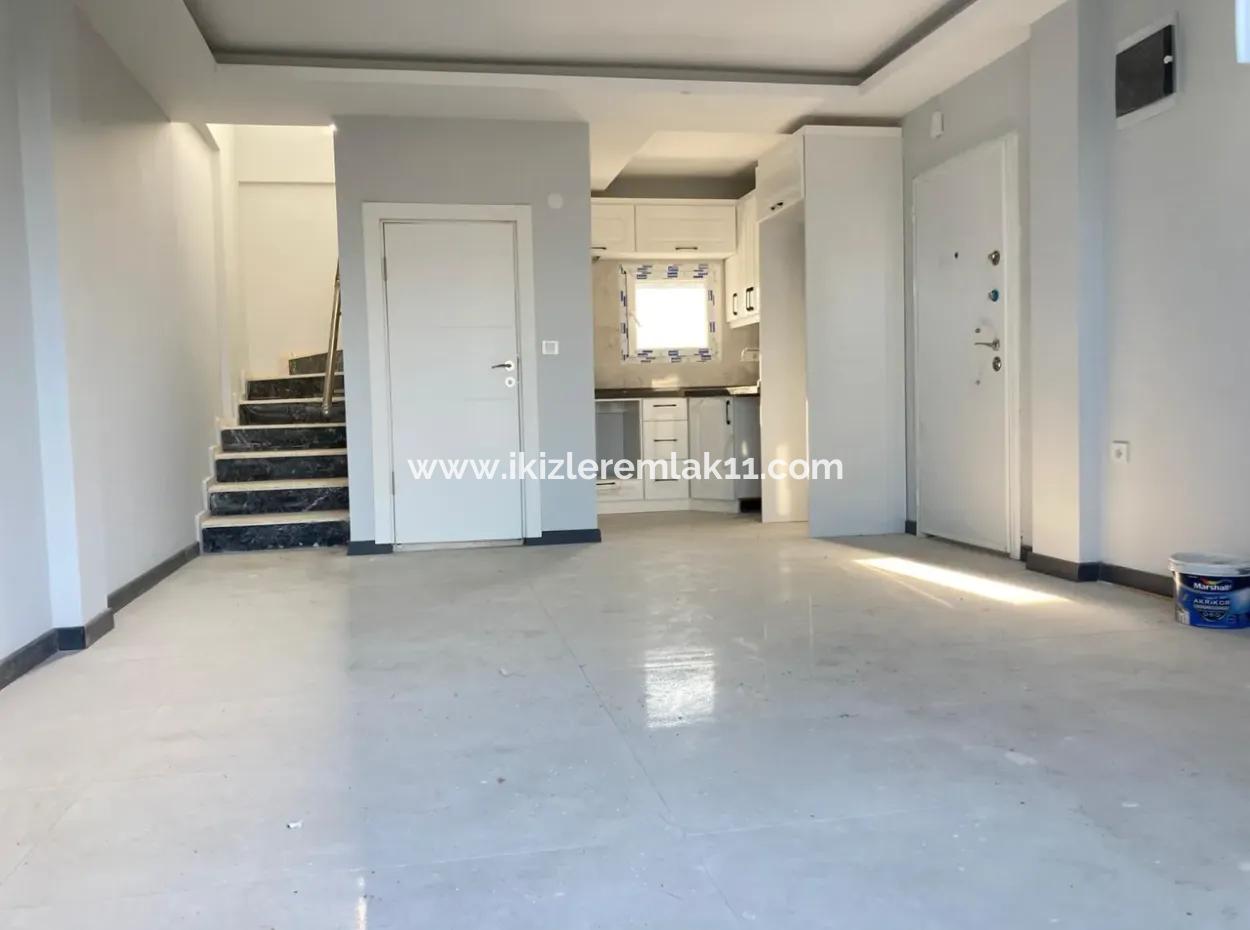 2 1 Luxusvilla Mit Null Großem Garten Eltern Zum Verkauf In Doganbey