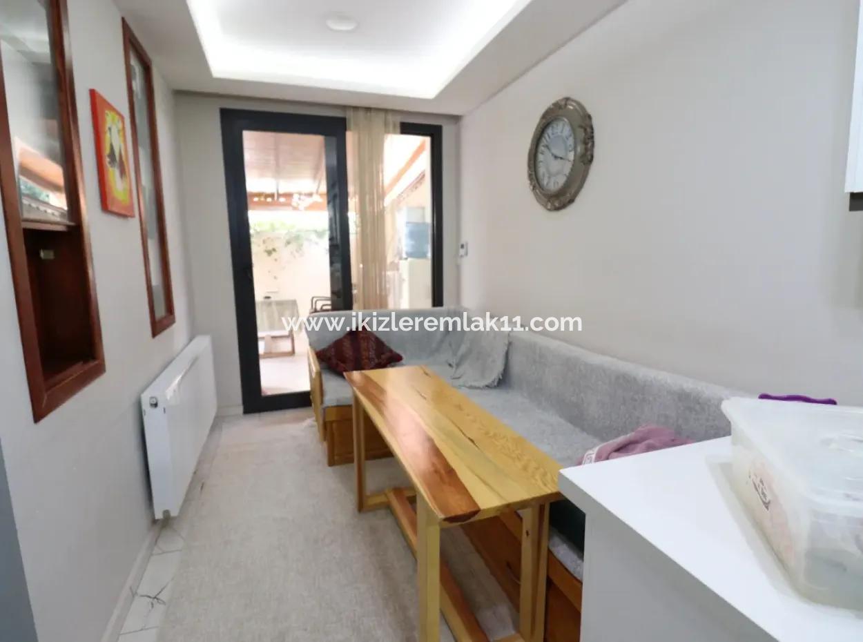 Seferihisar Ürkmez Merkez De Spacious Location 3 1 Erdgeschosswohnung