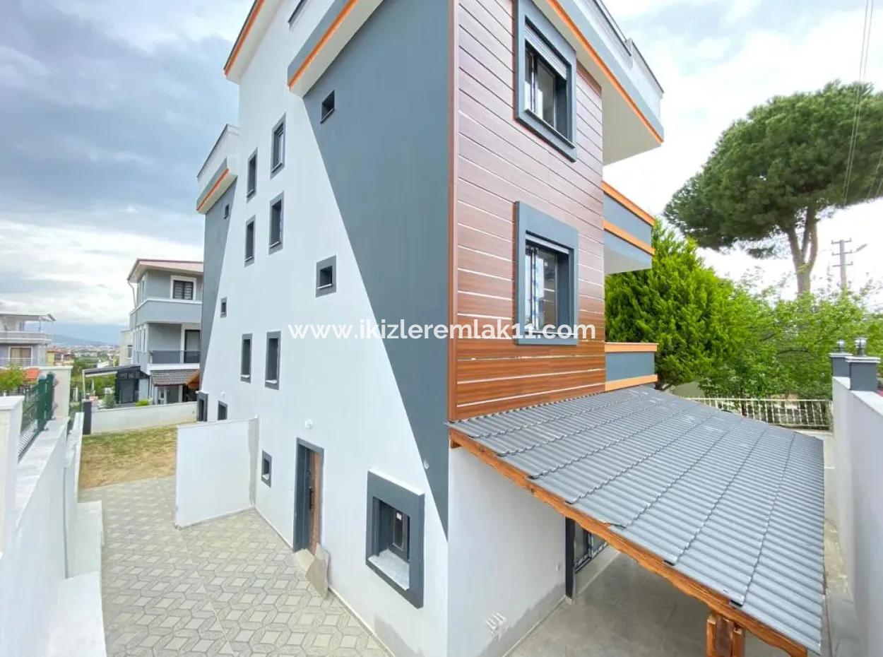 Freistehende Villa Zu Verkaufen In Seferihisar Doğanbey Arkonut 4 1 Sommer-Winter-Villa