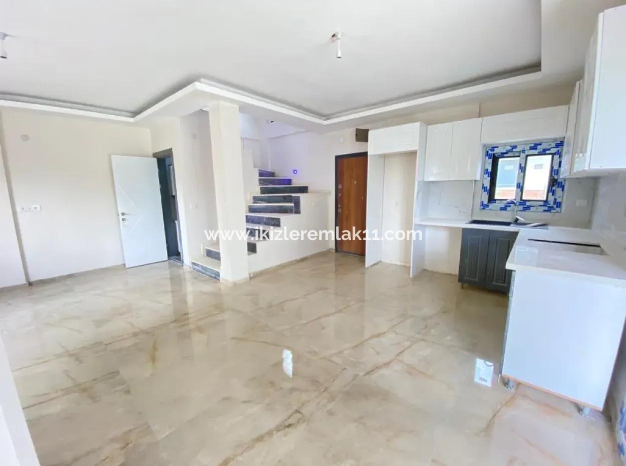 Freistehende Villa Zu Verkaufen In Seferihisar Doğanbey Arkonut 4 1 Sommer-Winter-Villa