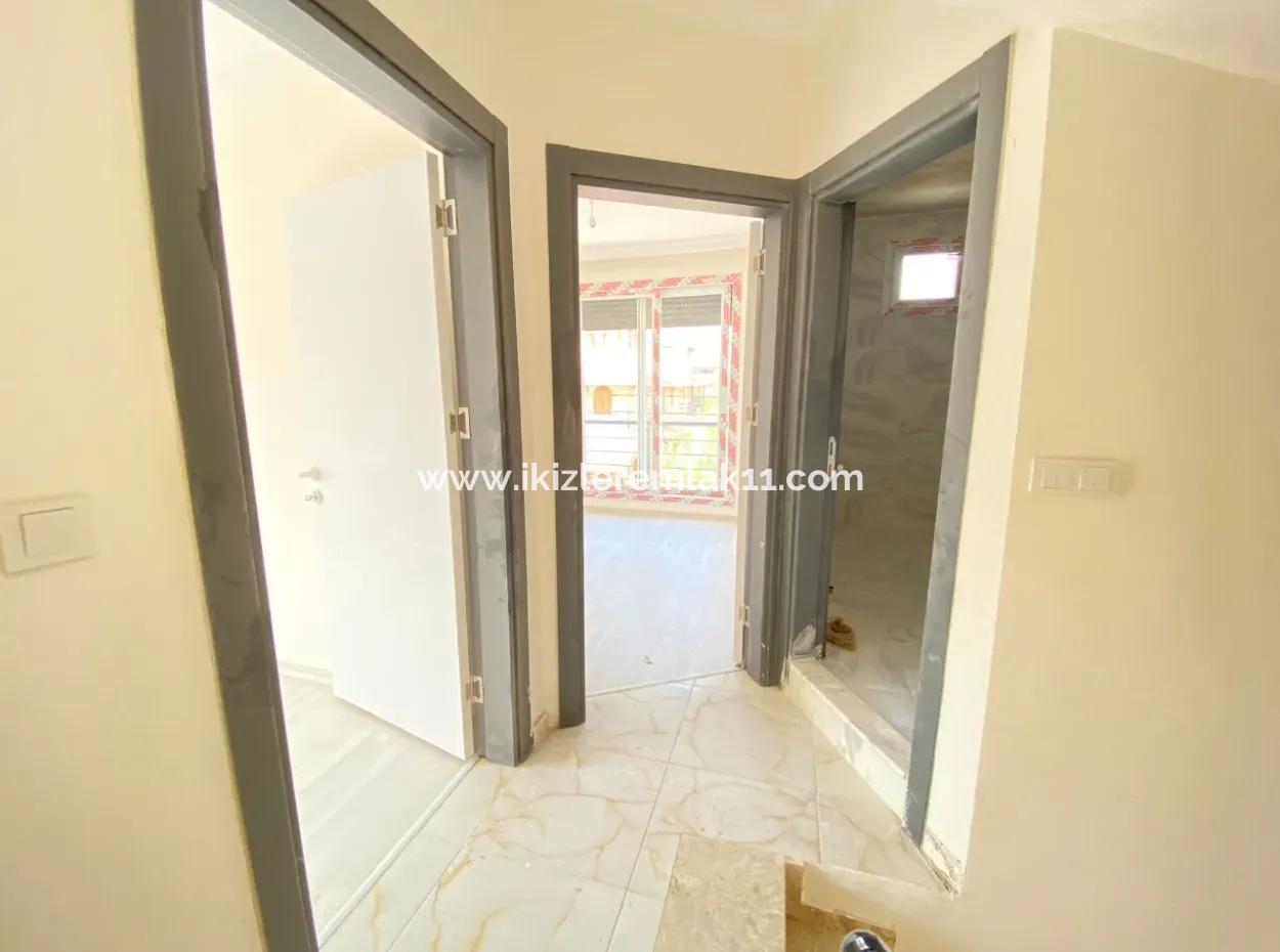 Geräumige Lage Zum Verkauf In Seferihisar Doğanbey 3 In 1 Luxusvilla