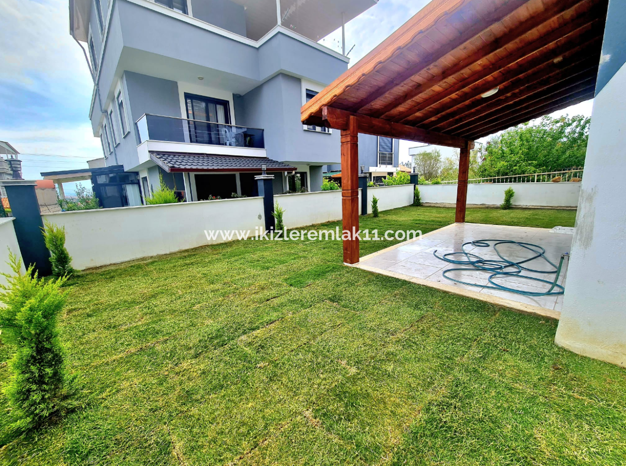 Freistehende Villa Zu Verkaufen In Seferihisar Doğanbey Arkonut 4 1 Sommer-Winter-Villa