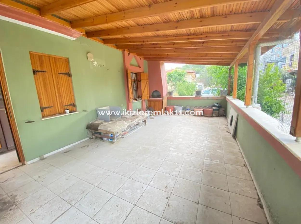 1 1 Wohnung Im Zentrum Von Seferihisar Ürkmez In Der Nähe Des Meeres