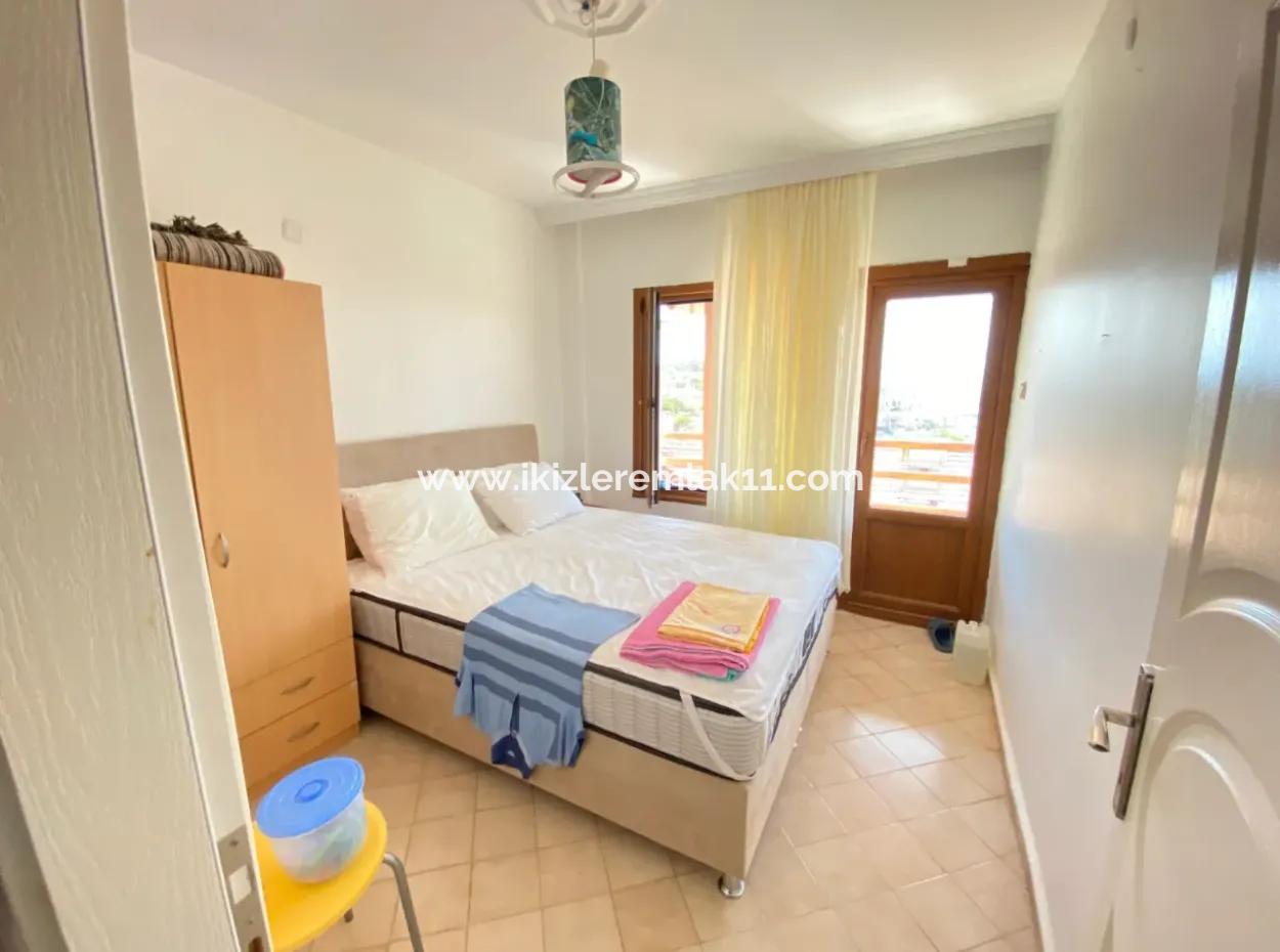 3 1 Villa Zum Verkauf Mit Großem Garten Mit Vollem Meerblick Auf Der Meerseite In Doğanbey