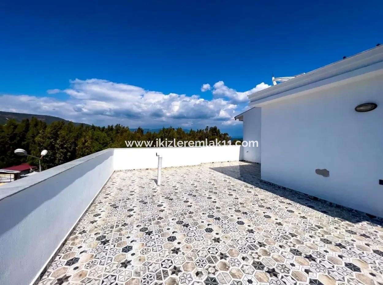 Ürkmez Meerseite Zu Verkaufen 3 1 Geräumiges Geräumiges Nützliches Luxushaus