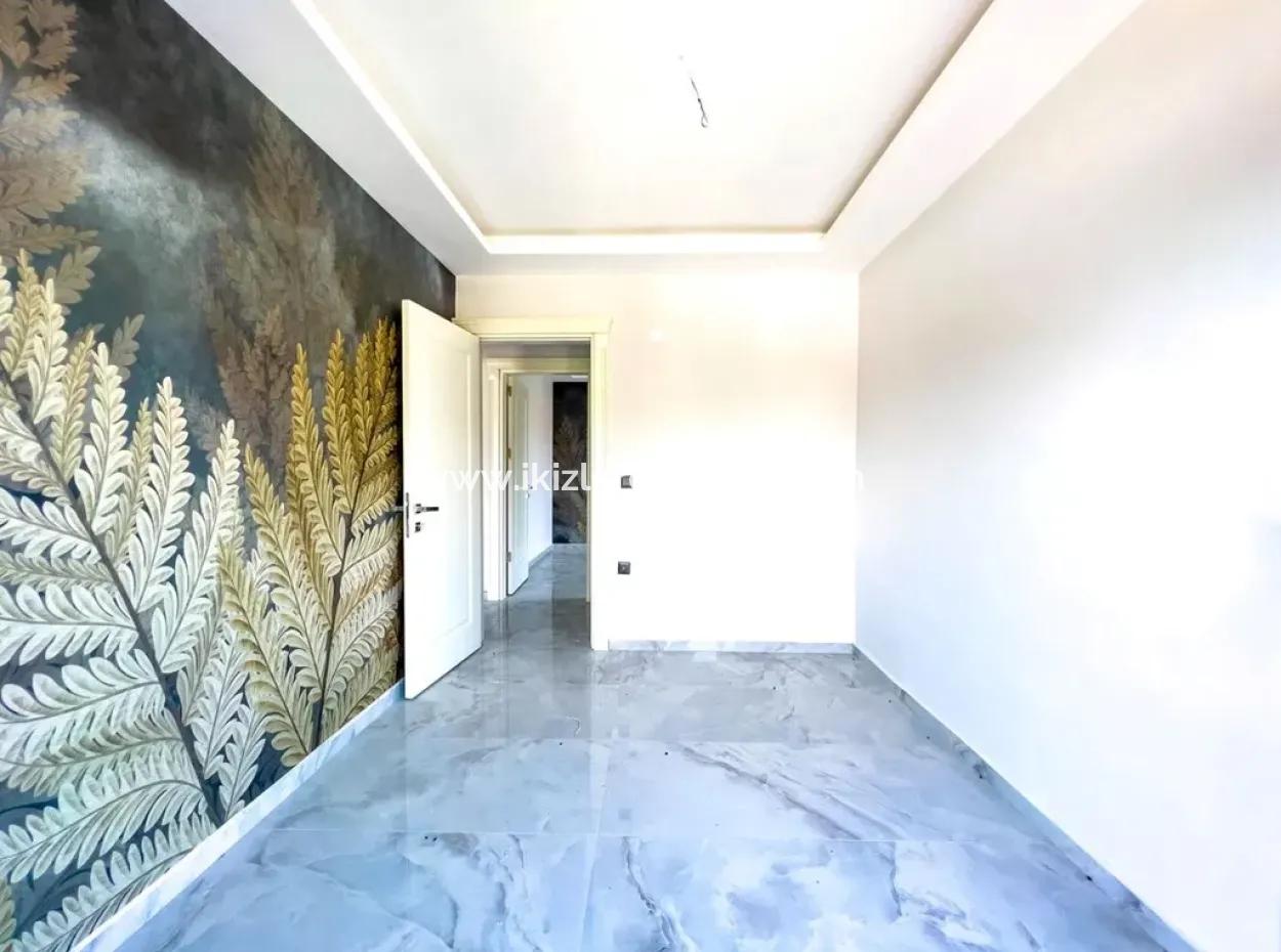 Ürkmez Meerseite Zu Verkaufen 3 1 Geräumiges Geräumiges Nützliches Luxushaus