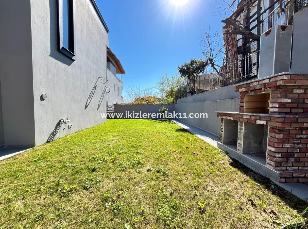 Ultra-Luxuriöse 3-In-1-Villa Mit Panoramablick Auf Das Meer In Doğanbey