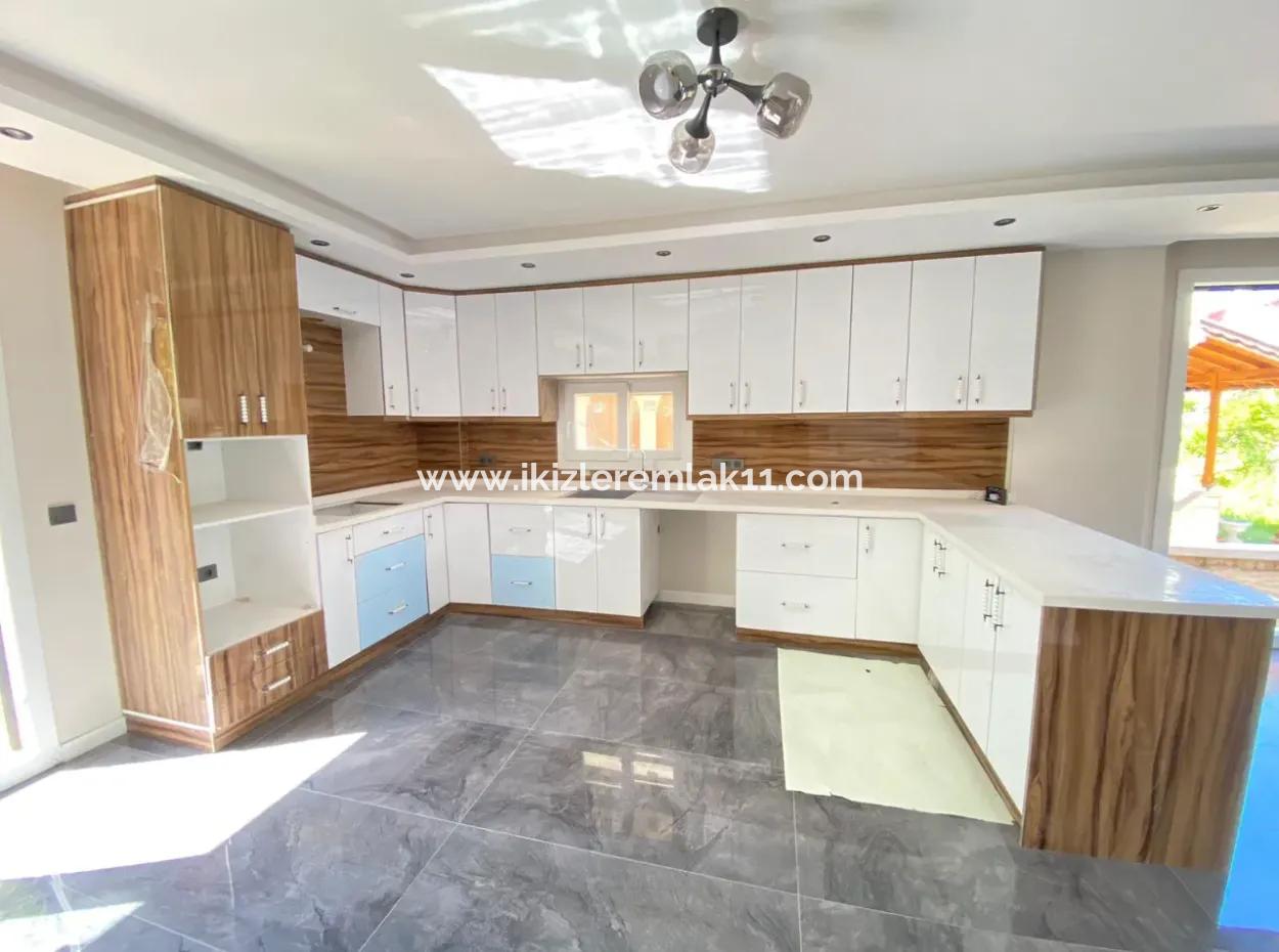 Neue Freistehende 3 1 Luxusvilla Zum Verkauf In Seferihisar Doğanbey