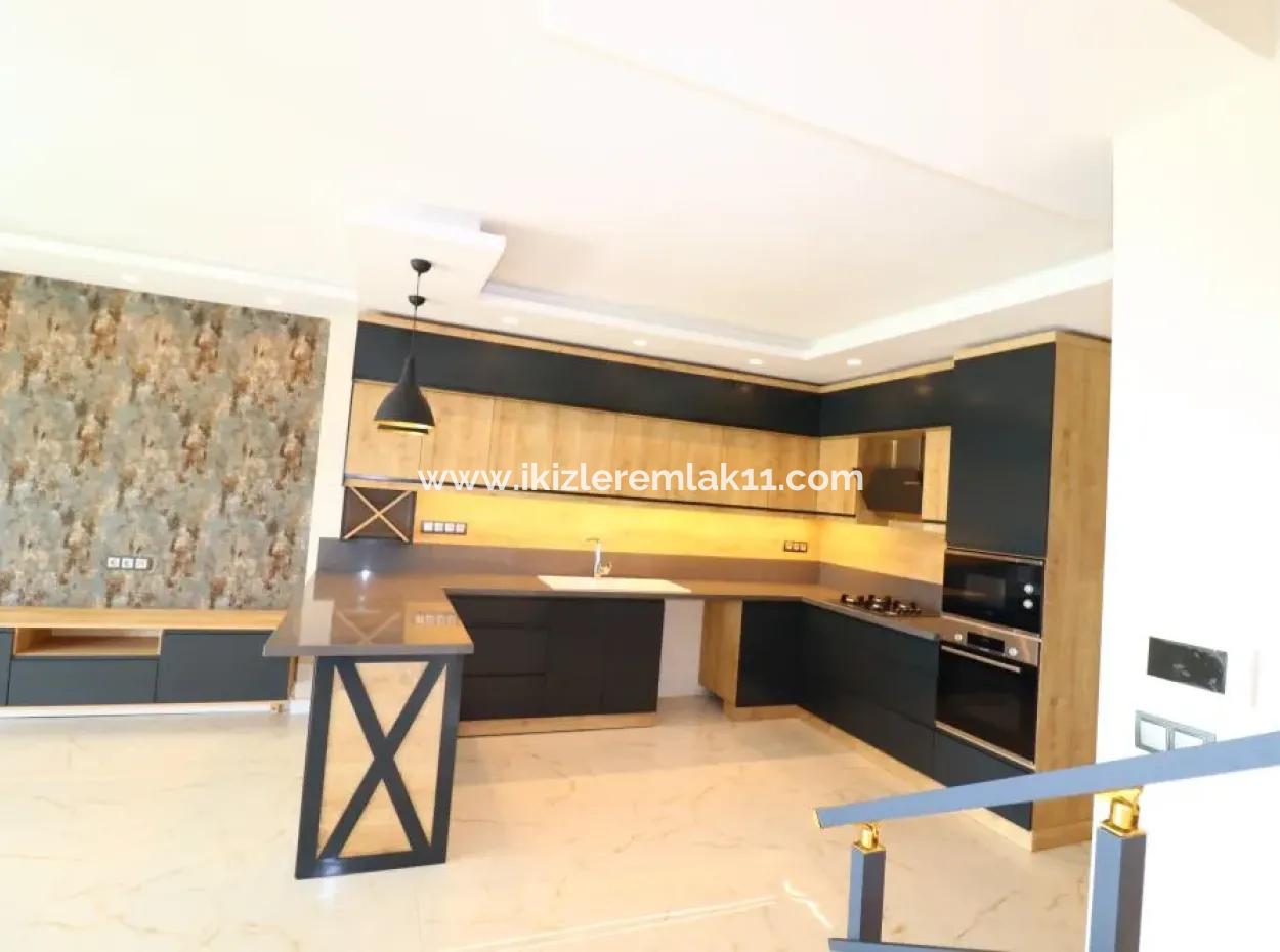 Freistehende 3 1 Ultra-Luxusvilla Zum Verkauf Auf Der Meerseite In Doganbey