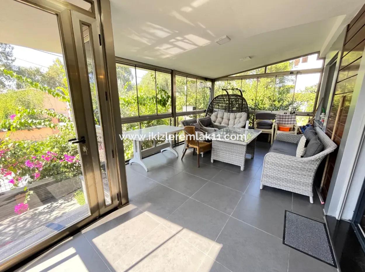 3 1 Luxusvilla Ferienhaus Mit Garten Am Meer In Ürkmez Zu Verkaufen