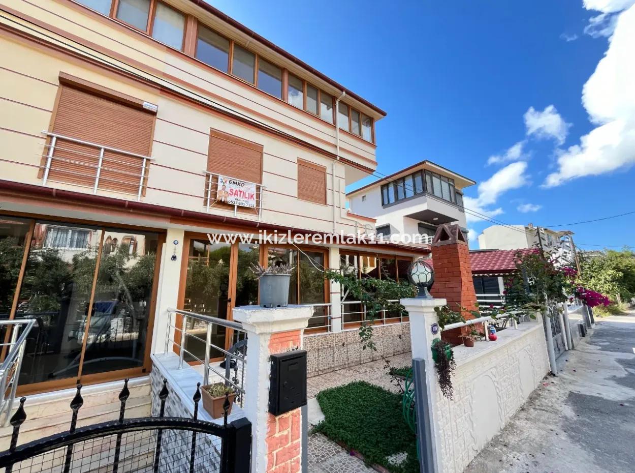 4 1 Villa Sommerhaus Zu Verkaufen In Der Nähe Des Meeres In Seferihisar Doğanbey