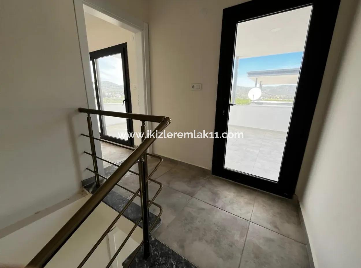 Freistehende 3 1 Villa Mit Null Pool Zu Verkaufen In Seferihisar Doğanbey