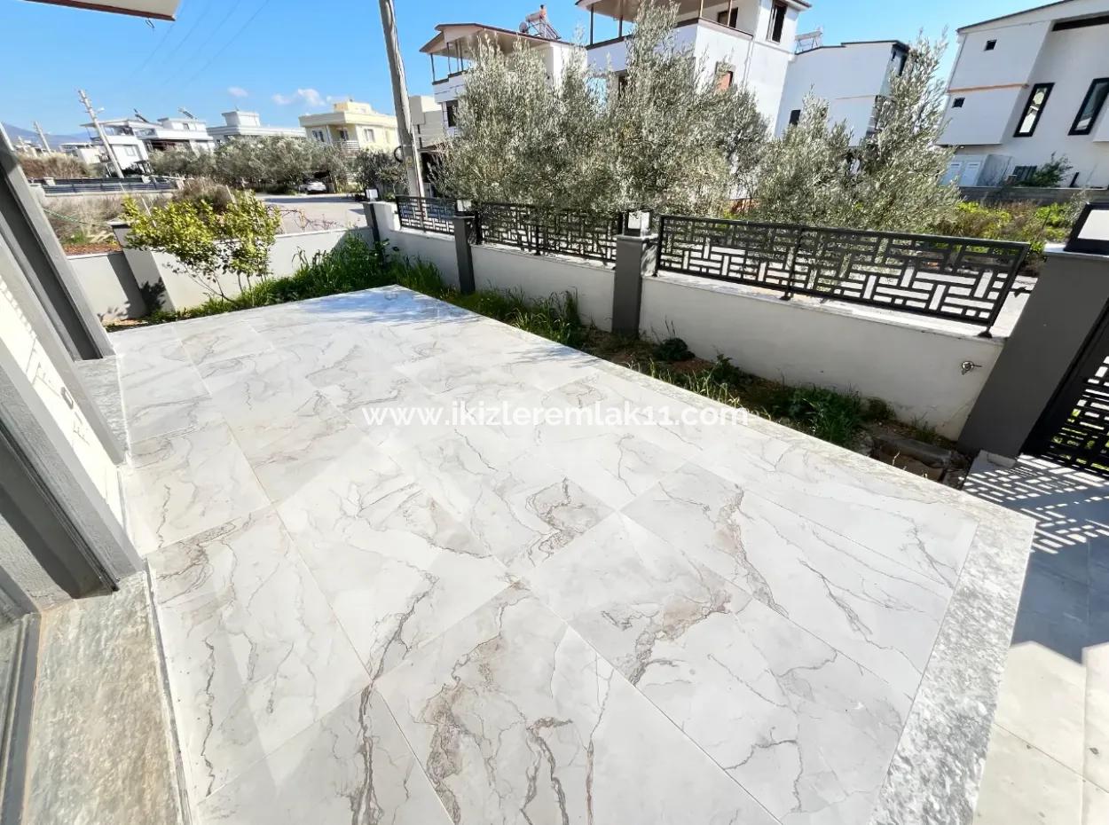 Neue Freistehende 3 1 Villa Zum Verkauf In Offener, Geräumiger Lage In Doğanbey