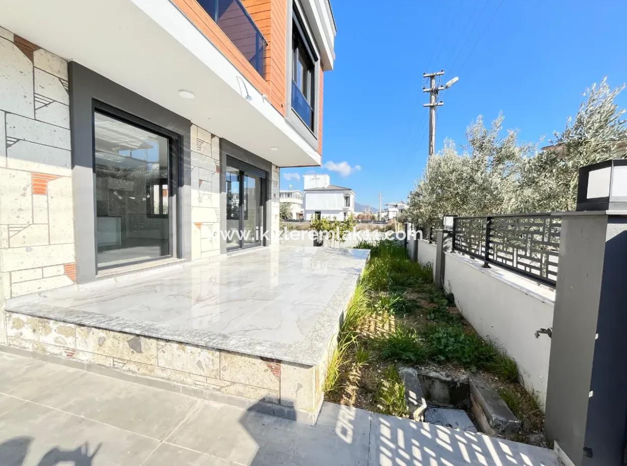 Neue Freistehende 3 1 Villa Zum Verkauf In Offener, Geräumiger Lage In Doğanbey