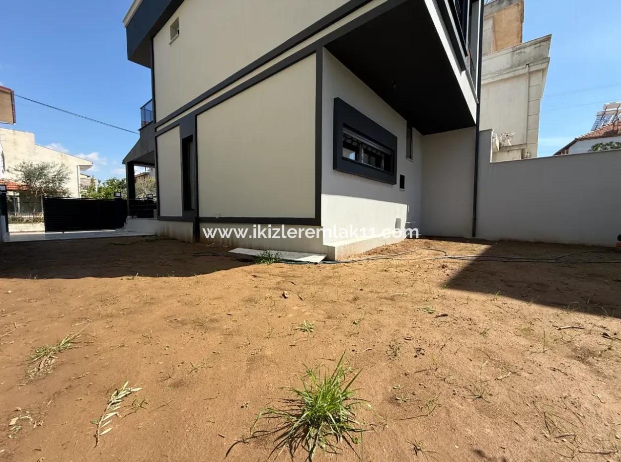 Freistehende Brandneue 3 1 Villa Mit Großem Garten Zum Verkauf In Doganbey, Seferihisar