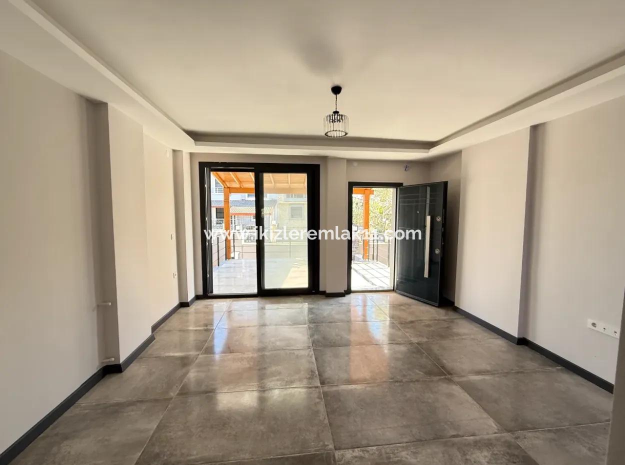 2 1 Neues Maisonette-Ferienhaus Zum Verkauf Im Zentrum Von Seferihisar Doganbey
