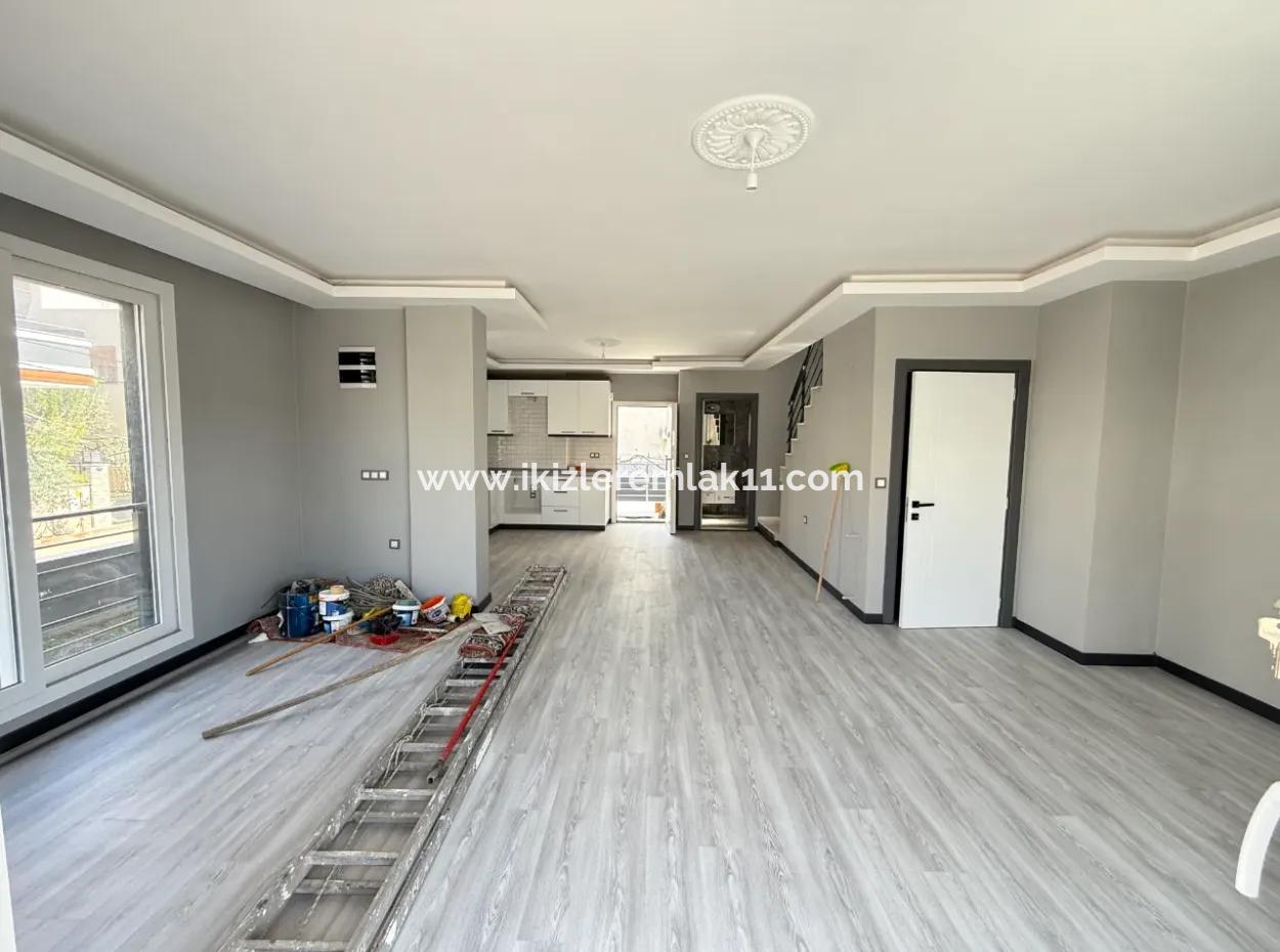 Einfamilienhaus 3 1 Maisonette-Ferienhaus Auf 300 M2 Grundstück In Seferihisar Doğanbey