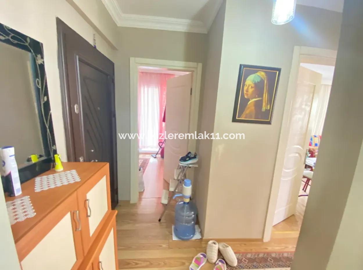 2 1 Wohnung Zum Verkauf In Seferihisar Ürkmez Zentrum Zu Einem Erschwinglichen Preis