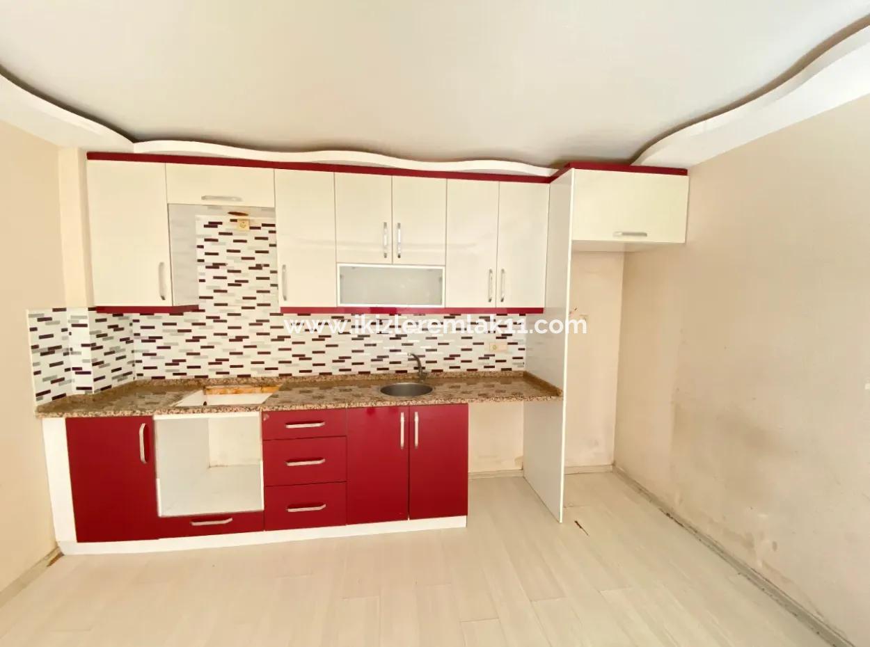 2 1 Wohnung Zum Verkauf In Der Nähe Des Meeres In Seferihisar Ürkmezde