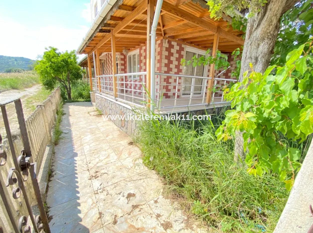 3 1 Sommerhaus Zu Verkaufen Mit Großem Garten In Doganbey, Seferihisar