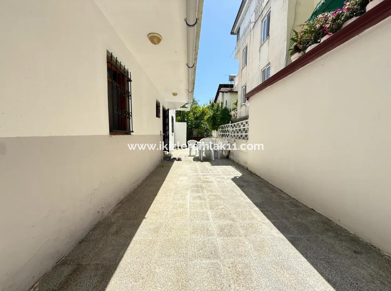 250 M Zum Meer In Ürkmez, Erschwinglicher Preis Zu Verkaufen 3 1 Wohnung Mit Garten