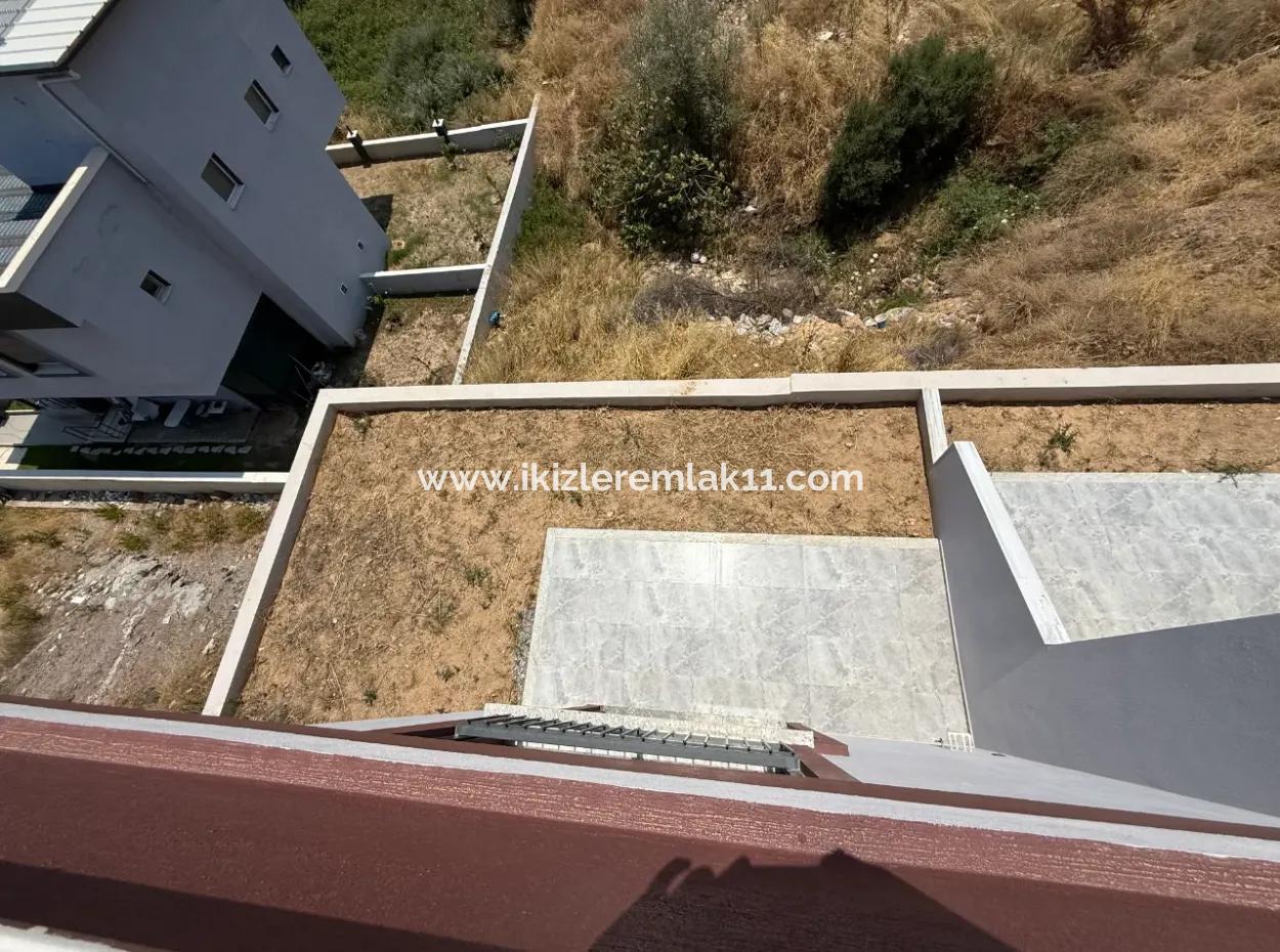 3 In 1 Brandneue Villa Mit Meerblick Garten Zum Verkauf In Doganbey, Seferihisar