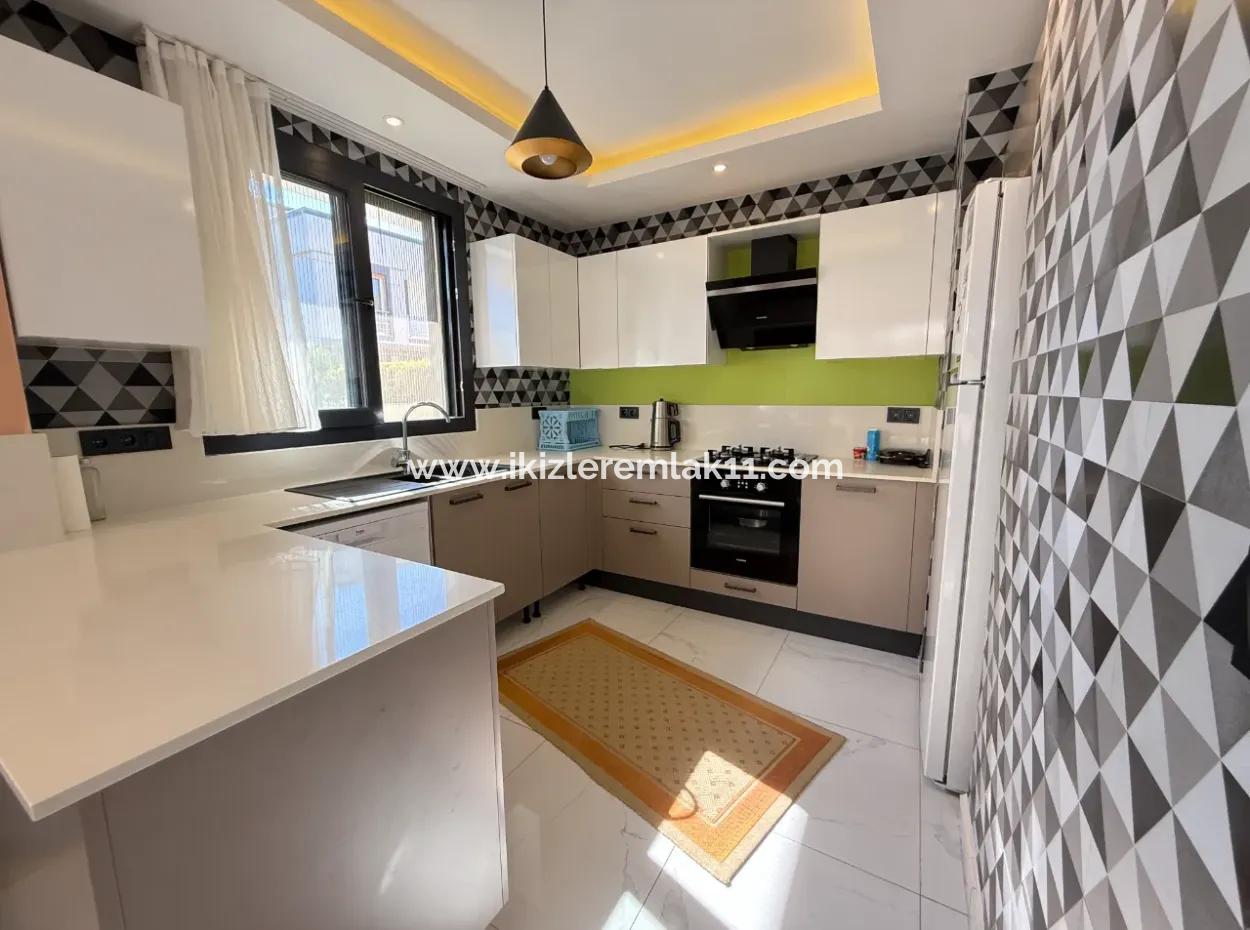 3 1 Freistehende Garden Duplex Villa Mit Pool Zu Verkaufen In Doganbey, Seferihisar