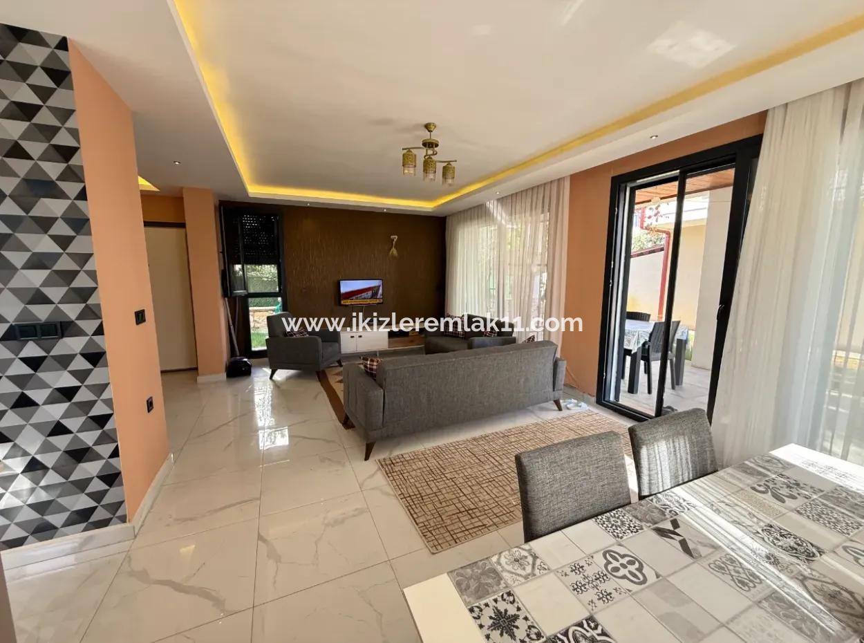 3 1 Freistehende Garden Duplex Villa Mit Pool Zu Verkaufen In Doganbey, Seferihisar