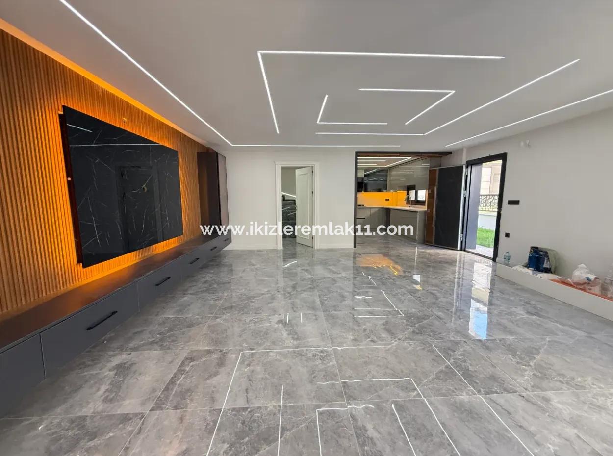 3 1 Freistehende Ultra Luxury Duplex Villa Zu Verkaufen In Doganbey, Seferihisar