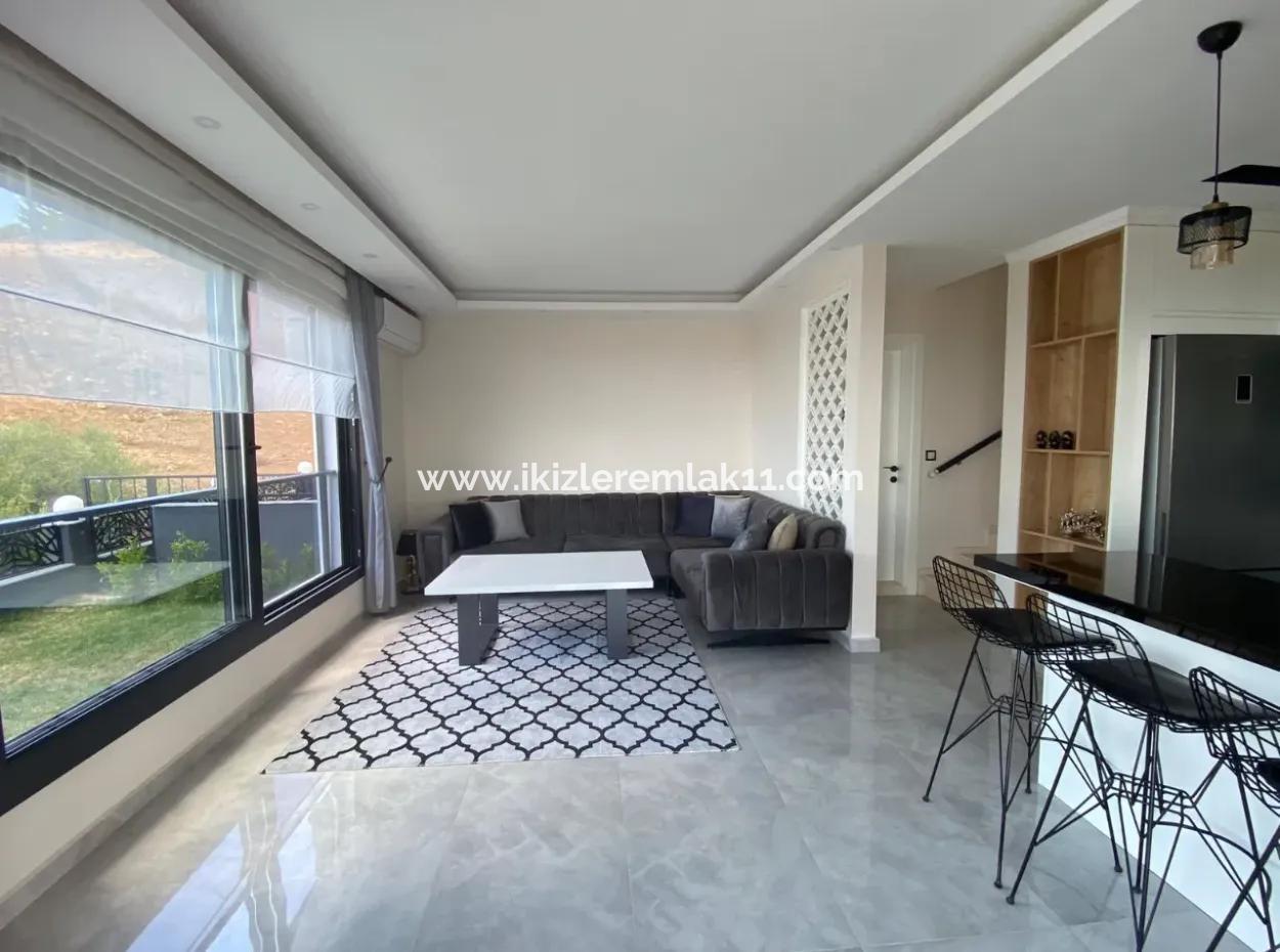 3 1 Freistehende Villa Mit Meerblick Und Pool Zum Verkauf In Doganbey, Seferihisar