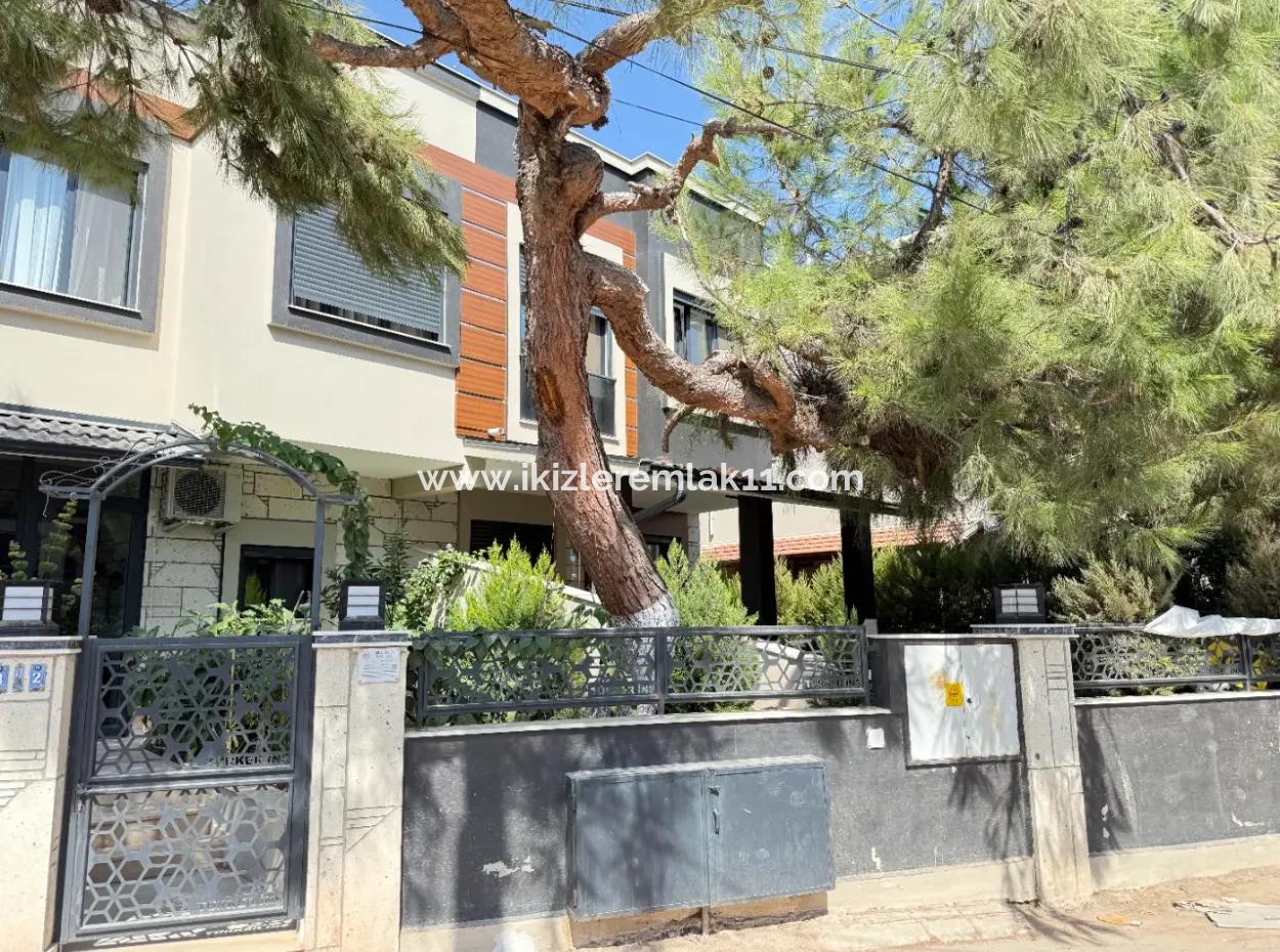 Luxuriöse 3 1 Maisonette-Villa Zum Verkauf Im Zentrum Von Seferihisar Ürkmez