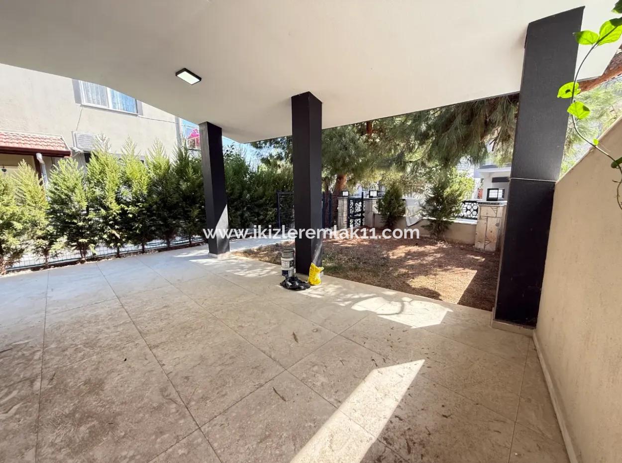 Luxuriöse 3 1 Maisonette-Villa Zum Verkauf Im Zentrum Von Seferihisar Ürkmez