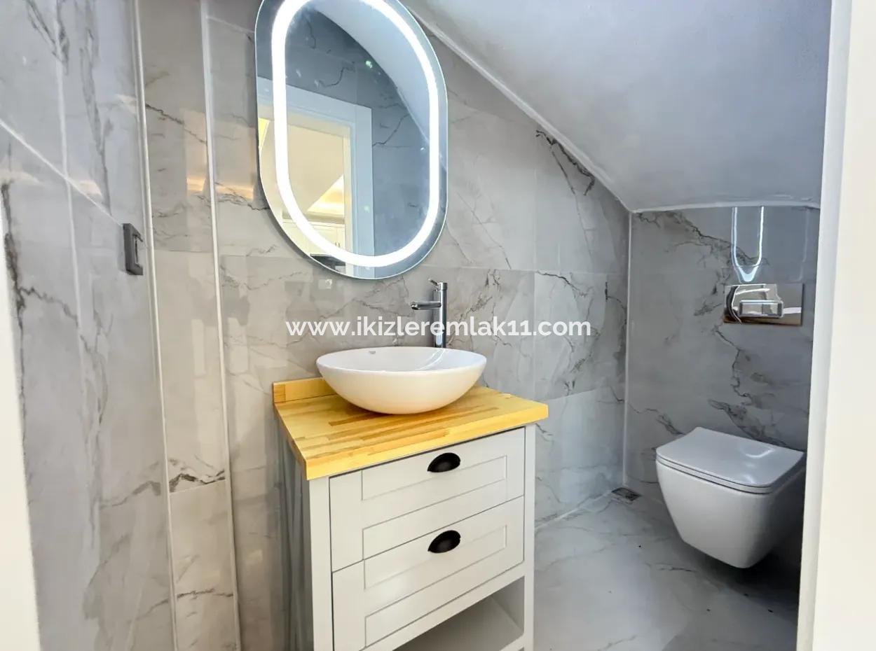 Luxuriöse 3 1 Maisonette-Villa Zum Verkauf Im Zentrum Von Seferihisar Ürkmez