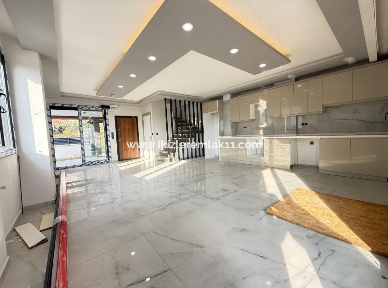 3 1 Neues Freistehendes 3 1 Villa Zu Verkaufen In Seferihisar Doğanbey