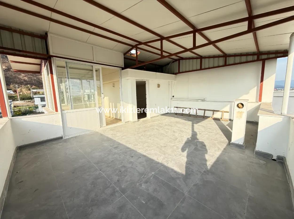 4 1 Villa Mit Großem Garten Zu Verkaufen In Seferihisar Doğanbey Zentrum