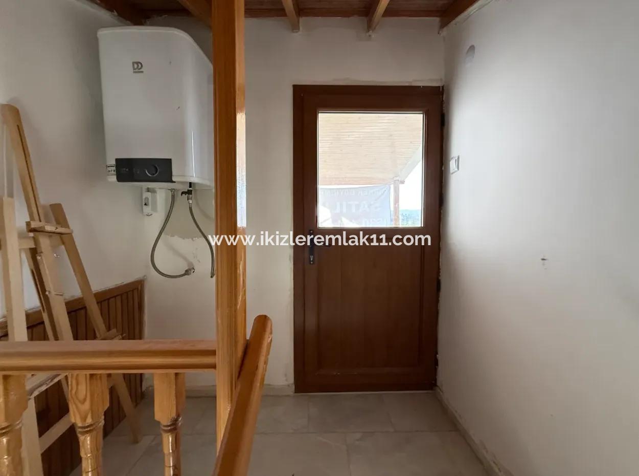 3 1 Villa Mit Großem Garten Zum Verkauf In Seferihisar Doğanbey Zentrum