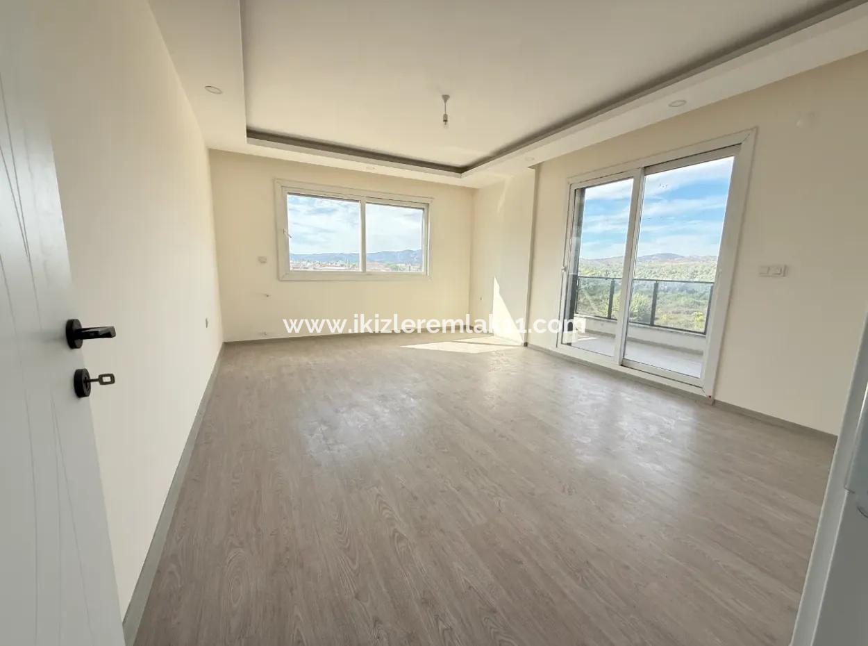 Teilen 3 2 Neue Wohnungen Mit Aufzug Maisonette Zum Verkauf Im Zentrum Von Kazan Seferihisar Ürkmez