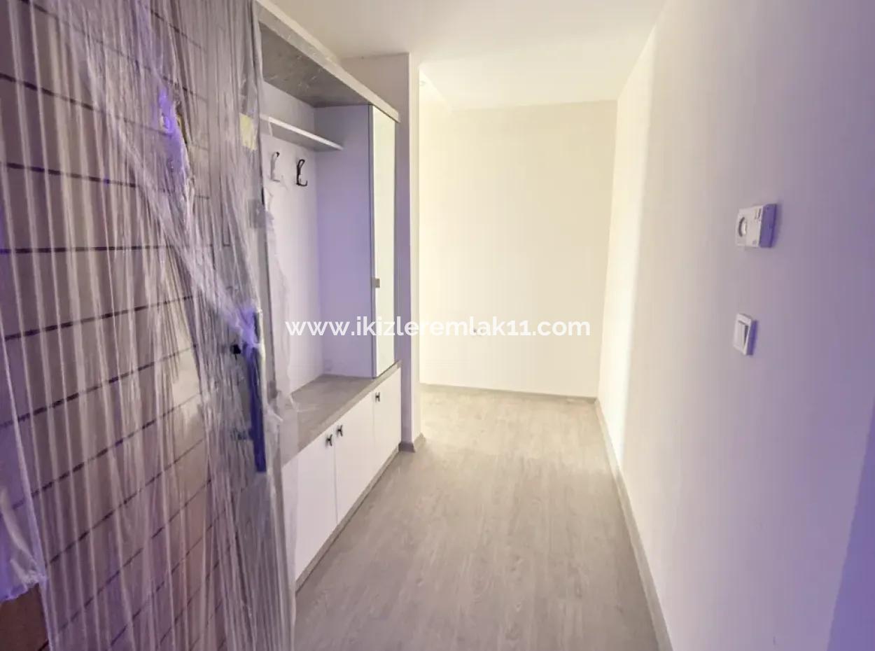 Teilen 3 2 Neue Wohnungen Mit Aufzug Maisonette Zum Verkauf Im Zentrum Von Kazan Seferihisar Ürkmez