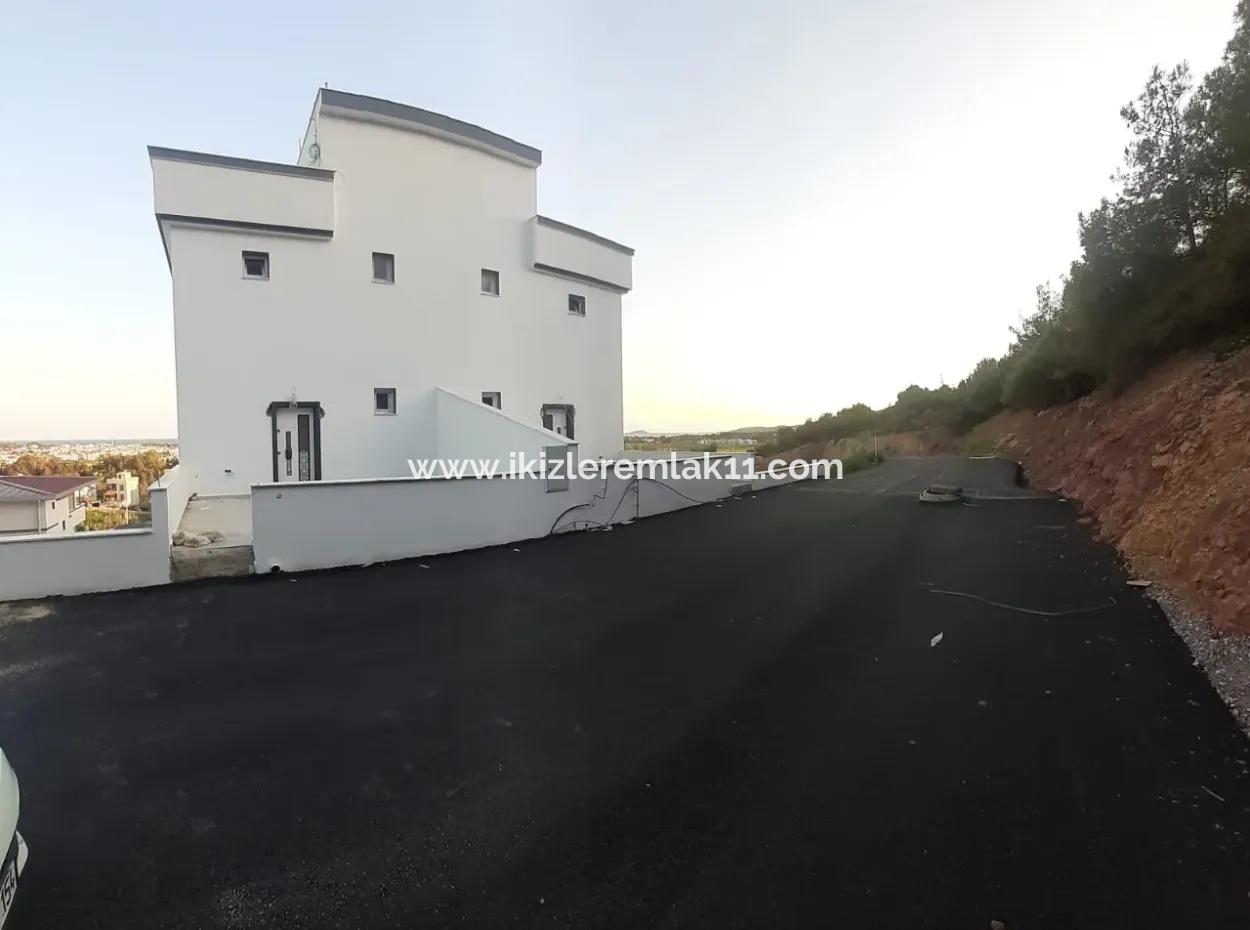 Zero 5 1 Villa Mit Meerblick In Seferisar Doganbey