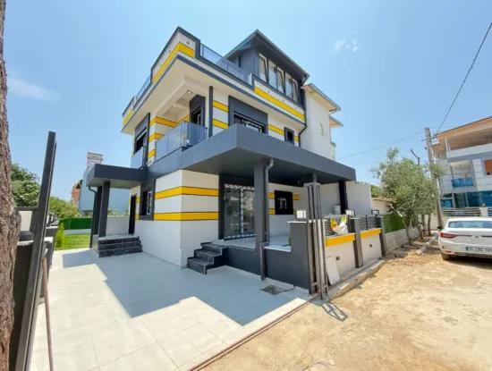 3 1 Freistehende Neue Villa Mit Großem Garten Zum Verkauf In Doganbey, Seferihisar