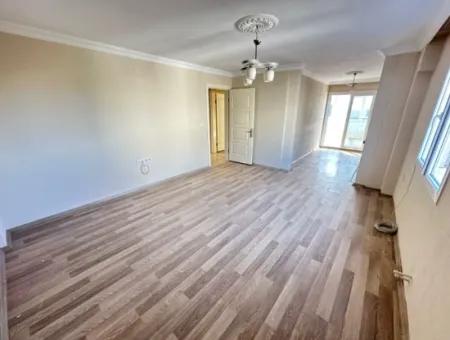Zu Verkaufen In Seferihisar Ürkmez 2 1 Separate Küche Kostenlose Wohnung