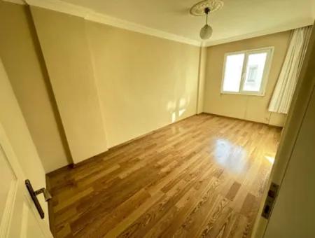 Zu Verkaufen In Seferihisar Ürkmez 2 1 Separate Küche Kostenlose Wohnung