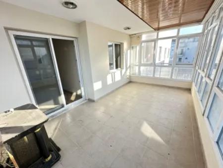 Zu Verkaufen In Seferihisar Ürkmez 2 1 Separate Küche Kostenlose Wohnung