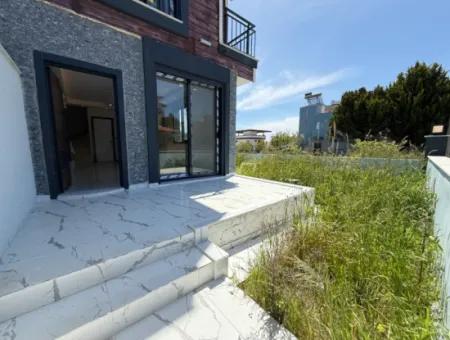 2 1 Neues Maisonette-Ferienhaus Mit Meerblick Und Großem Garten Zum Verkauf In Doganbey, Seferihisar