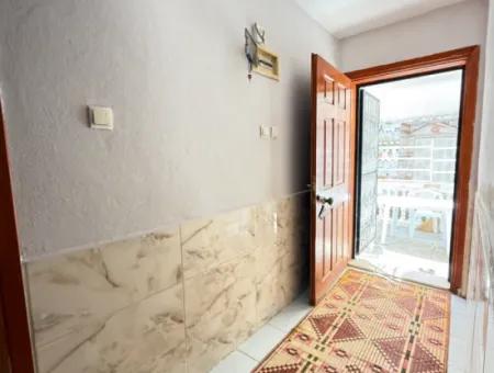 250 M Zum Meer In Ürkmez, Erschwinglicher Preis Zu Verkaufen 3 1 Wohnung Mit Garten