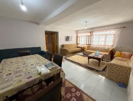 250 M Zum Meer In Ürkmez, Erschwinglicher Preis Zu Verkaufen 3 1 Wohnung Mit Garten