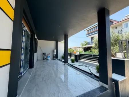 3 1 Freistehende Neue Villa Mit Großem Garten Zum Verkauf In Doganbey, Seferihisar