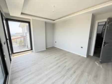 3 1 Gartenvilla Mit Meerblick Zu Verkaufen In Seferihisar Doganbeyde
