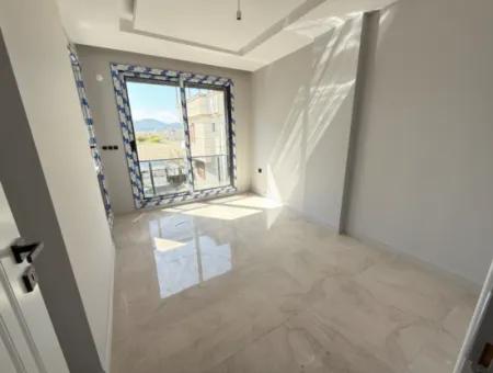 Freistehende Brandneue 3 1 Villa Mit Großem Garten Zum Verkauf In Seferihisar Doğanbey